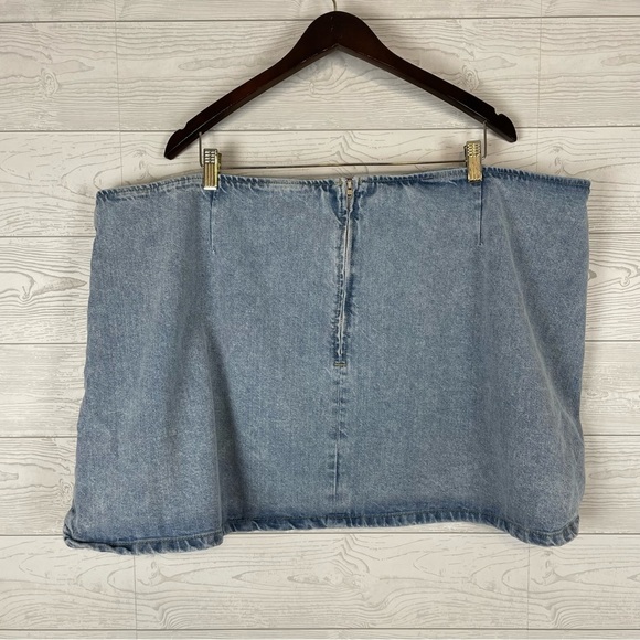ASOS Curve Denim Mini Skirt Size 24 - Picture 2 of 5